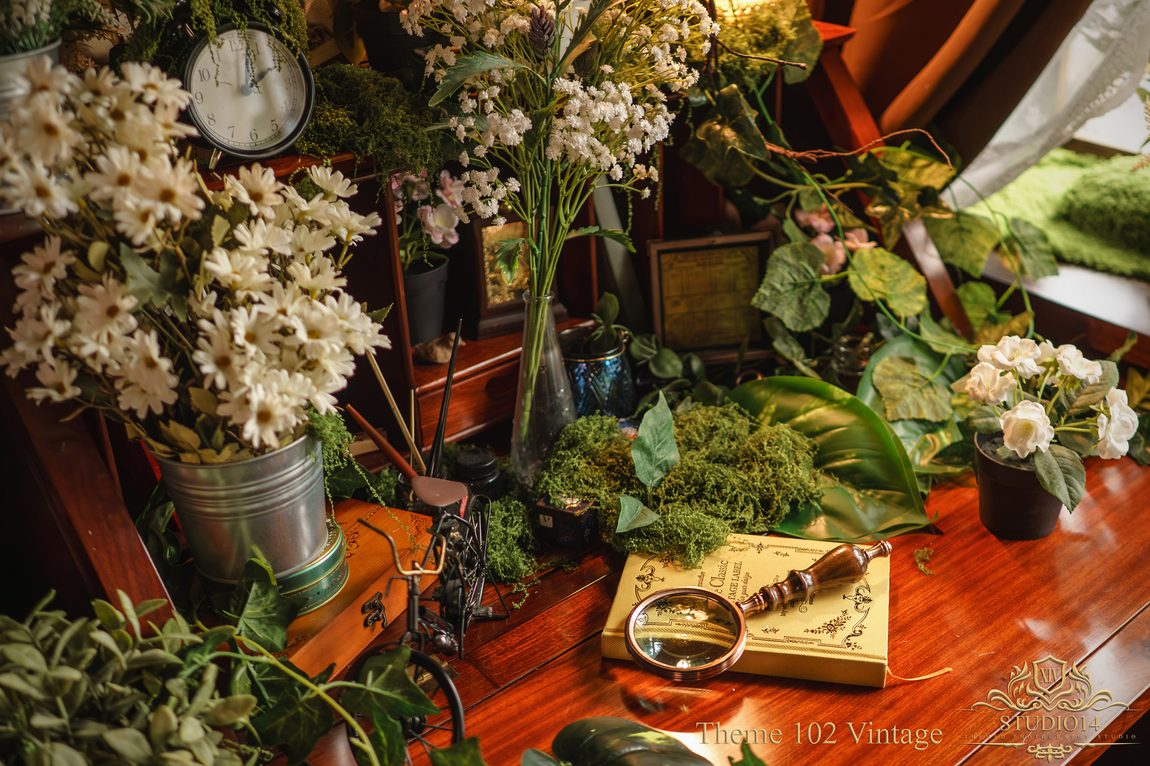 102 Vintage set